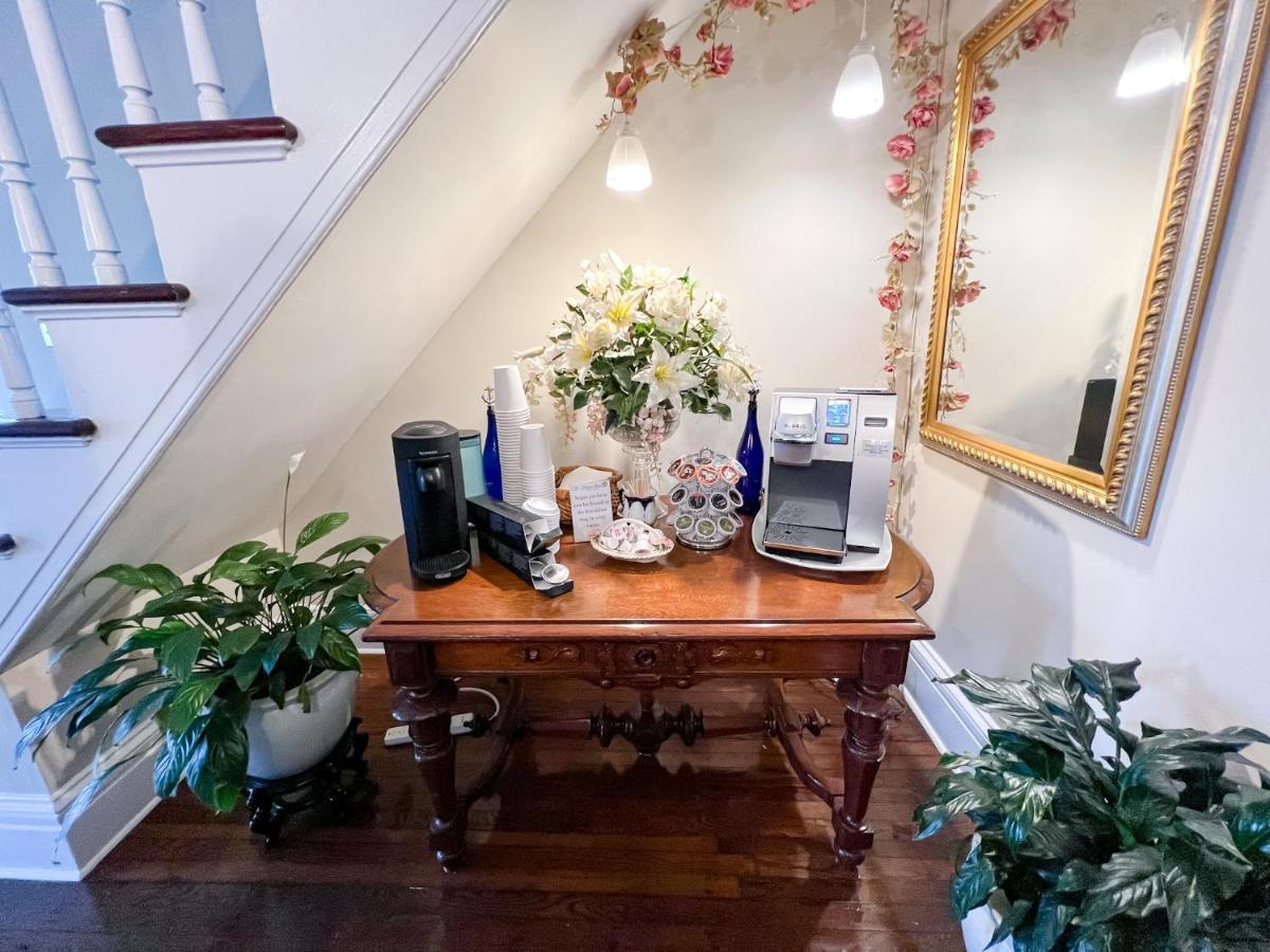 The Harbor Rose Bed & Breakfast Cold Spring Harbor Exterior photo