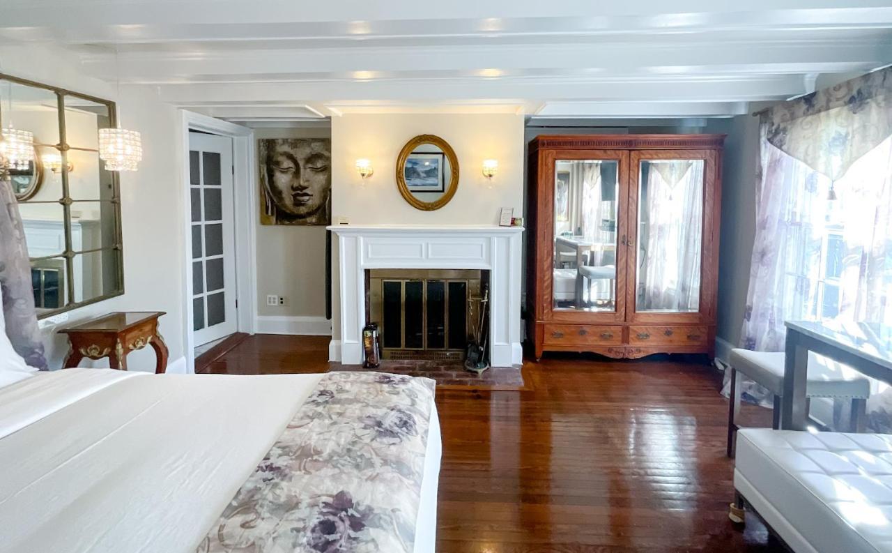 The Harbor Rose Bed & Breakfast Cold Spring Harbor Exterior photo