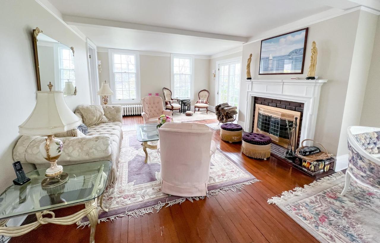 The Harbor Rose Bed & Breakfast Cold Spring Harbor Exterior photo