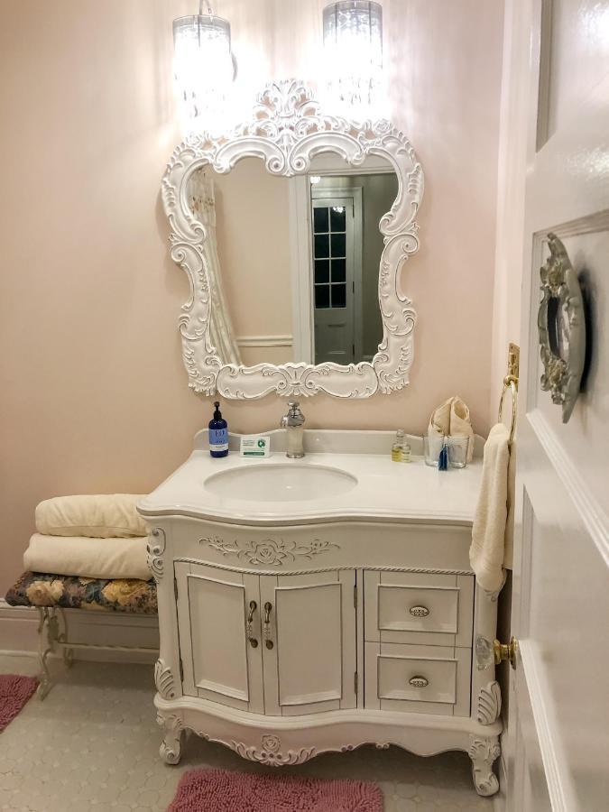 The Harbor Rose Bed & Breakfast Cold Spring Harbor Exterior photo
